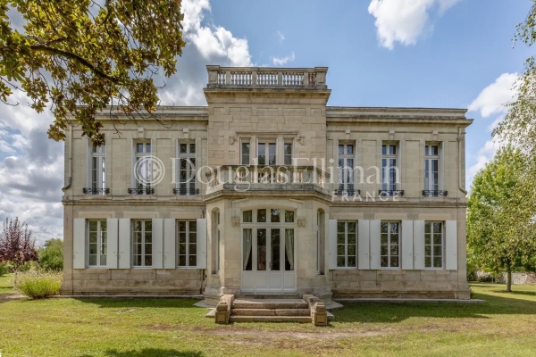 Maison de luxe à vendre à Bordeaux, 998 000 €, Photo 3