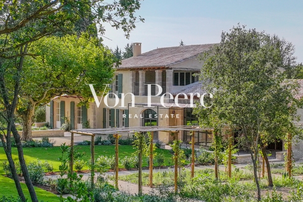 Maison de luxe à vendre à Eygalières, 4 950 000 €, Photo 1