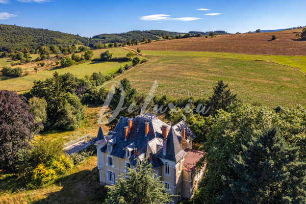 Maison de luxe à vendre à Saint-Julien-Molin-Molette, 1 000 099 €, Photo 1