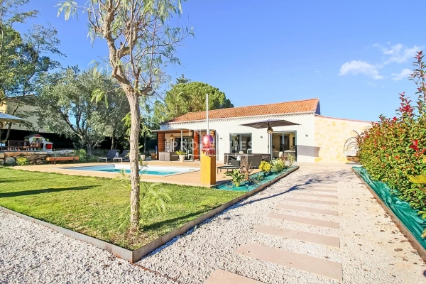 Maison de luxe à vendre à Mougins, 1 285 000 €