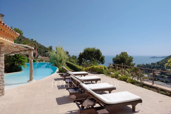 Maison de luxe à vendre à Èze, 7 900 000 €, Photo 3