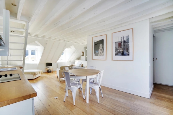 Luxury Apartment for sale in Paris 2Ème, 667 000 €, Photo 2