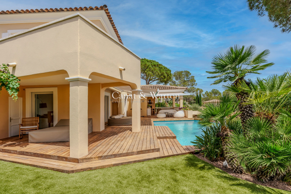 Maison de luxe à vendre à Saint-Raphaël, 1 430 000 €, Photo 3