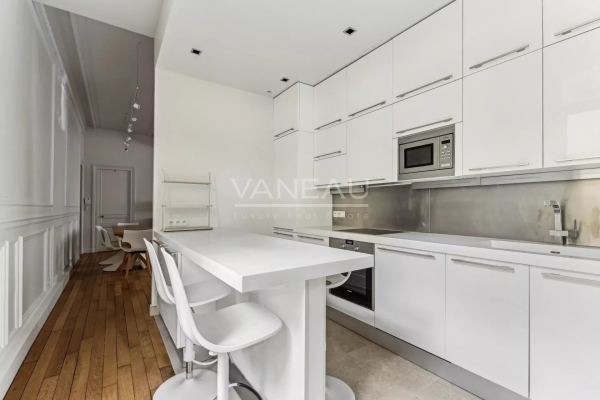 Luxury Apartment for sale in Paris 16Ème, 1 650 000 €, Photo 4
