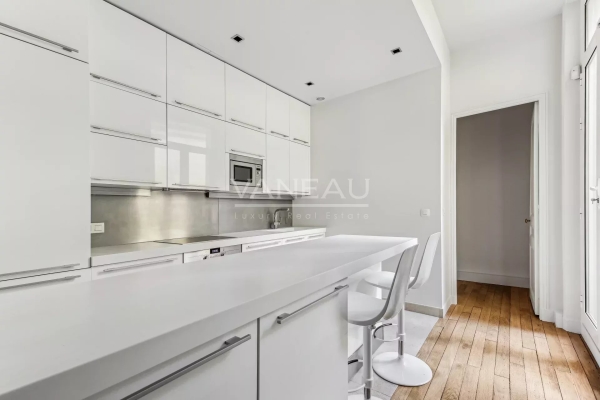 Luxury Apartment for sale in Paris 16Ème, 1 650 000 €, Photo 5