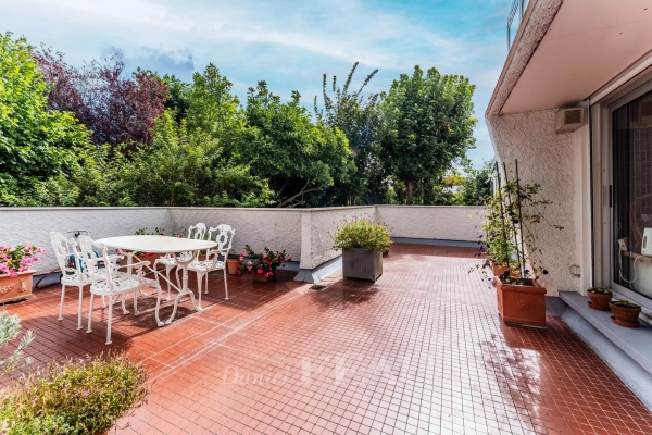 Appartement de luxe à vendre à Saint-Cloud, 750 000 €, Photo 1