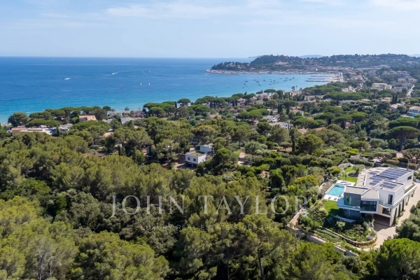 Maison de luxe à vendre à Cavalaire-sur-Mer, 6 340 000 €, Photo 1