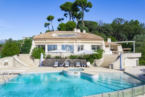 Luxury House for sale in Cagnes-sur-Mer, 3 290 000 €, Photo 1