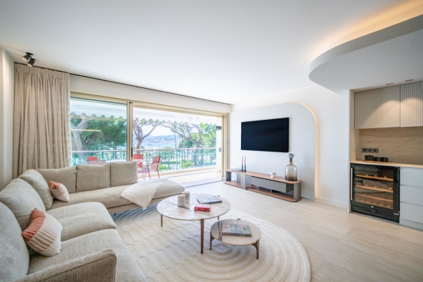 Luxury Apartment for sale in Cannes, 2 990 000 €, Photo 1