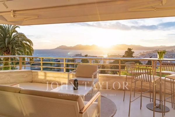 Luxury Apartment for sale in Cannes, 2 318 000 €, Photo 2