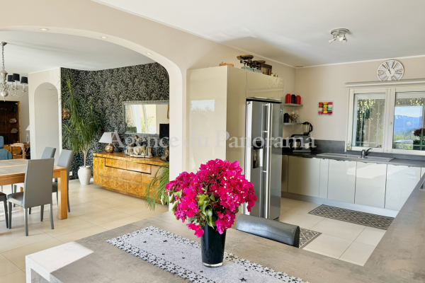 Maison de luxe à vendre à Le Tignet, 895 000 €, Photo 4