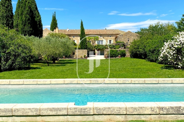 Maison de luxe à vendre à Cavillargues, 1 380 000 €, Photo 1