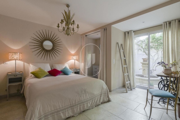 Luxury House for sale in Cucuron, 695 000 €, Photo 5