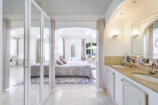 Maison de luxe à vendre à Saint-Rémy-de-Provence, 2 335 000 €, Photo 5