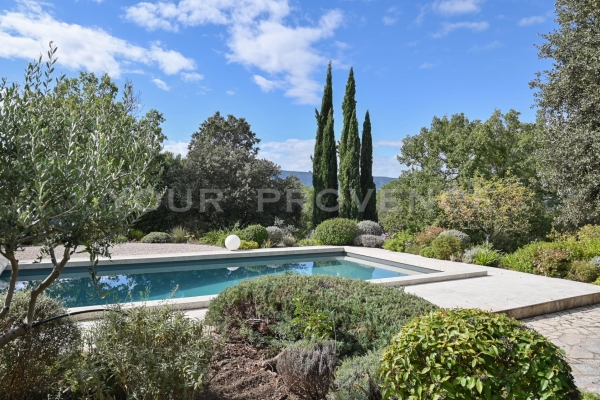 Maison de luxe à vendre à Goult, 1 680 000 €, Photo 1