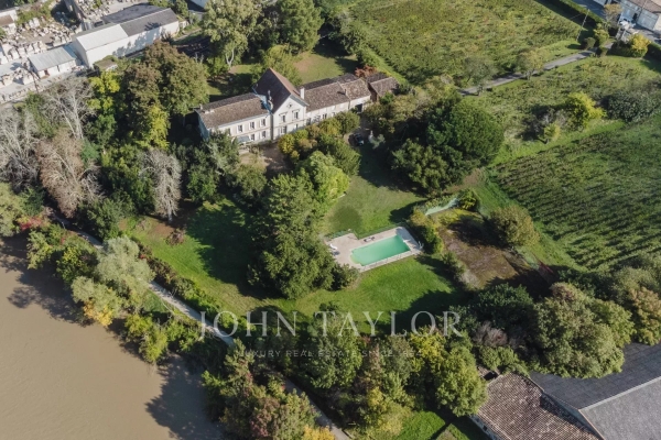 Maison de luxe à vendre à Libourne, 595 000 €, Photo 1