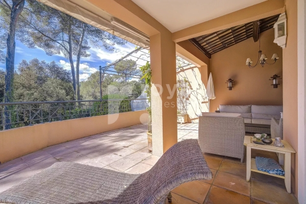 Luxury House for sale in Mougins, 749 000 €, Photo 1