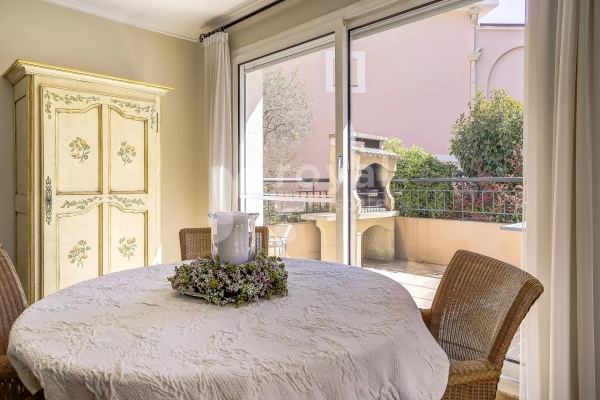Luxury House for sale in Mougins, 749 000 €, Photo 6