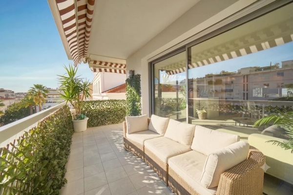 Appartement de luxe à vendre à Cannes, 1 290 000 €, Photo 1