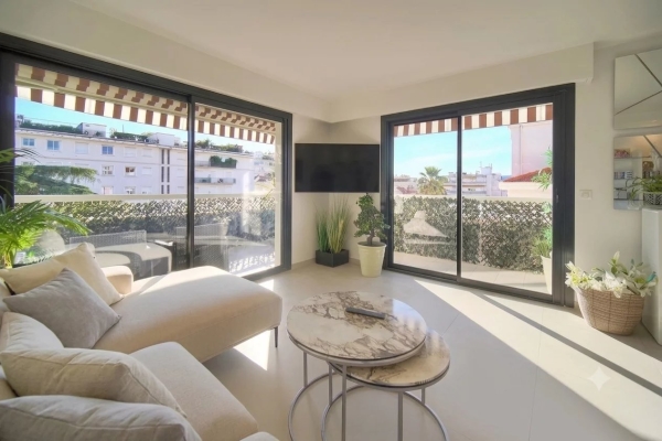Appartement de luxe à vendre à Cannes, 1 290 000 €, Photo 2