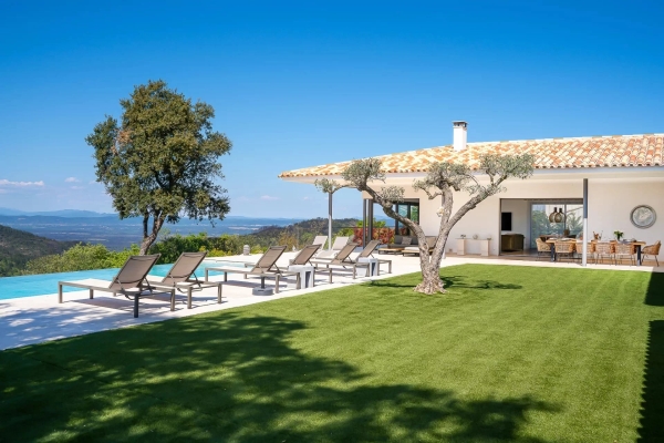 Maison de luxe à vendre à La Garde-Freinet, 2 400 000 €, Photo 1