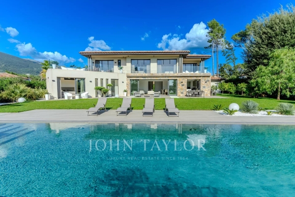 Maison de luxe à louer à Valbonne, 12 000 €, Photo 1