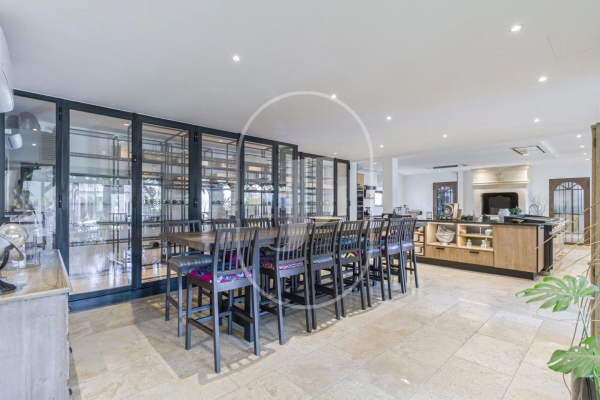 Maison de luxe à vendre à Saint-Rémy-de-Provence, 3 710 000 €, Photo 3