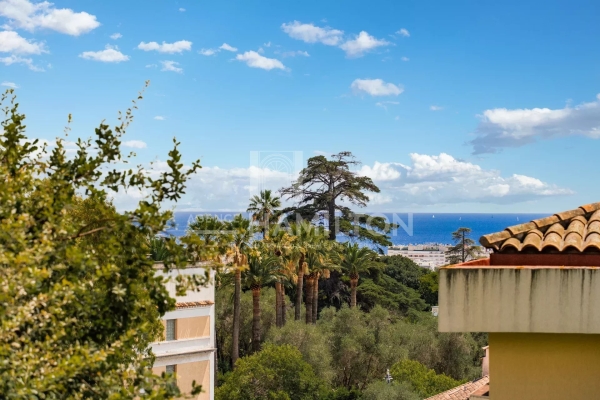 Luxury Apartment for sale in Cannes, 510 000 €, Photo 3