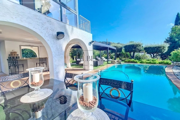 Maison de luxe à vendre à Cannes, 1 575 000 €, Photo 3