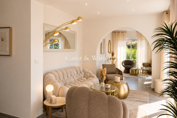 Appartement de luxe à vendre à Saint-Raphaël, 695 000 €, Photo 1