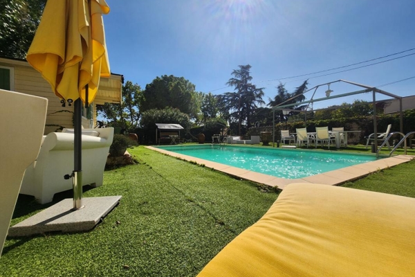 Maison de luxe à vendre à Plan-de-Cuques, 844 000 €, Photo 1