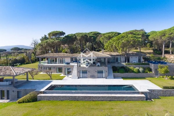 Maison de luxe à louer à Saint-Tropez, 150 000 €, Photo 1