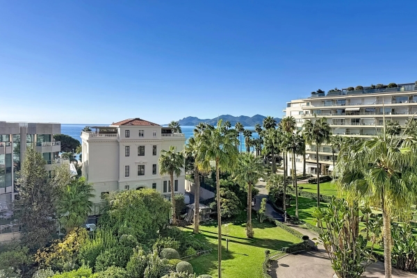 Luxury Apartment for sale in Cannes, 2 895 000 €, Photo 1