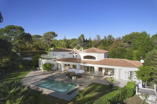 Maison de luxe à vendre à Mougins, 3 350 000 €, Photo 1