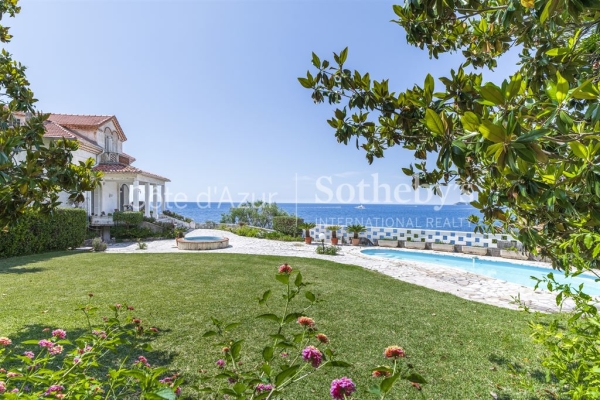Maison de luxe à vendre à Cap-d'Ail, 12 700 000 €, Photo 1