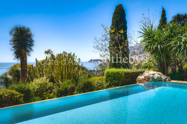 Maison de luxe à vendre à Roquebrune-Cap-Martin, 4 950 000 €, Photo 1