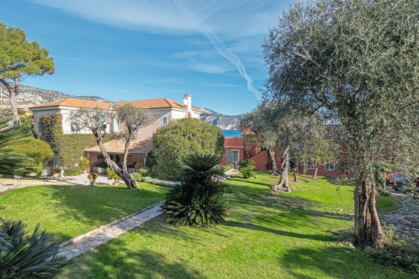 Luxury House for sale in Saint-Jean-Cap-Ferrat, 49 500 000 €, Photo 2