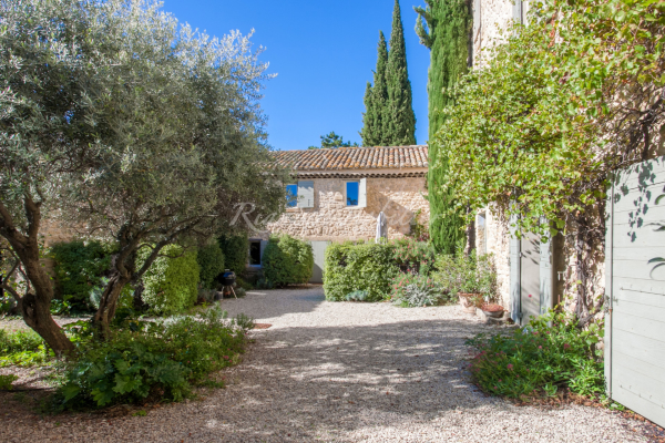 Maison de luxe à vendre à Robion, 1 278 000 €, Photo 4
