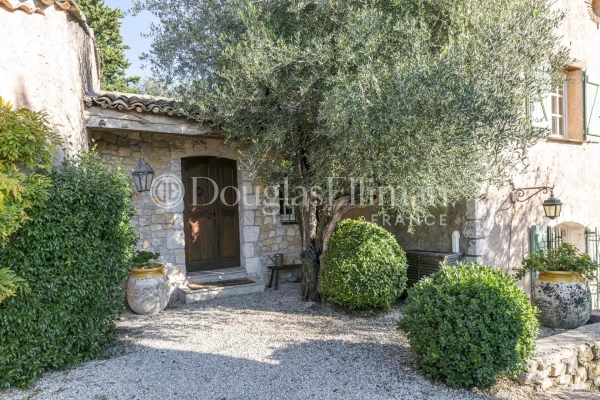 Maison de luxe à vendre à Opio, 1 980 000 €, Photo 1