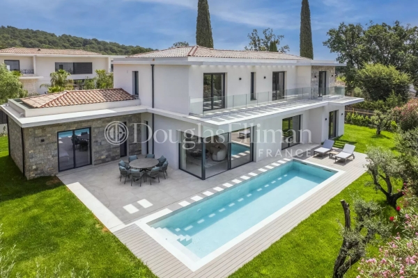 Maison de luxe à vendre à Mougins, 2 690 000 €, Photo 1