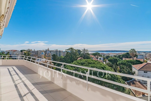 Appartement de luxe à vendre à Cannes, 2 250 000 €, Photo 1
