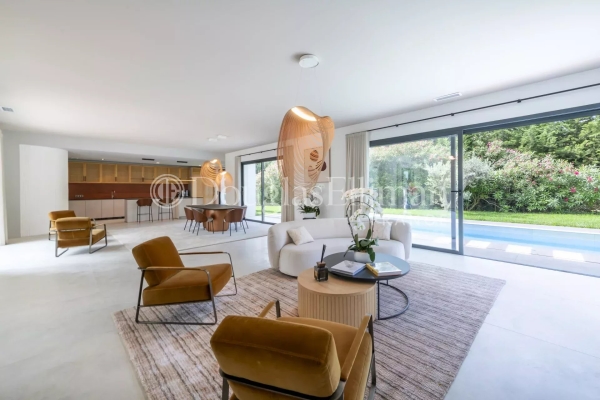 Maison de luxe à vendre à Mougins, 2 690 000 €, Photo 2