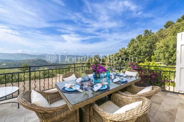 Maison de luxe à vendre à Le Tignet, 2 350 000 €, Photo 4