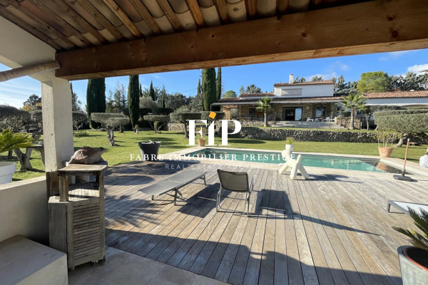 Maison de luxe à vendre à Cotignac, 1 090 000 €, Photo 1