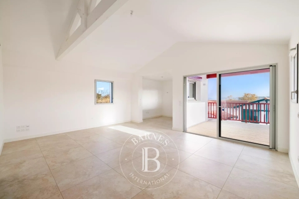 Luxury House for sale in Urrugne, 1 150 000 €, Photo 4