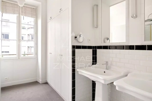 Luxury Apartment for sale in Paris 7ème, 1 060 000 €, Photo 6