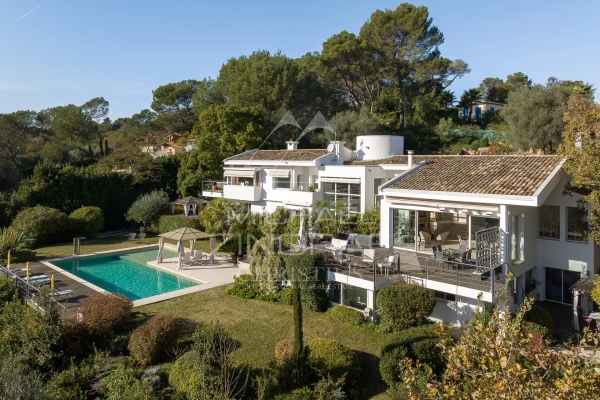 Maison de luxe à vendre à Valbonne, 3 900 000 €, Photo 1