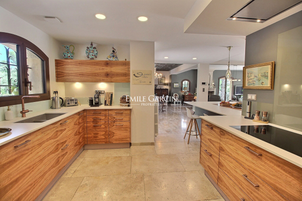 Maison de luxe à vendre à Nîmes, 1 550 000 €, Photo 6