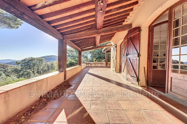 Luxury House for sale in La Garde-Freinet, 925 000 €, Photo 1
