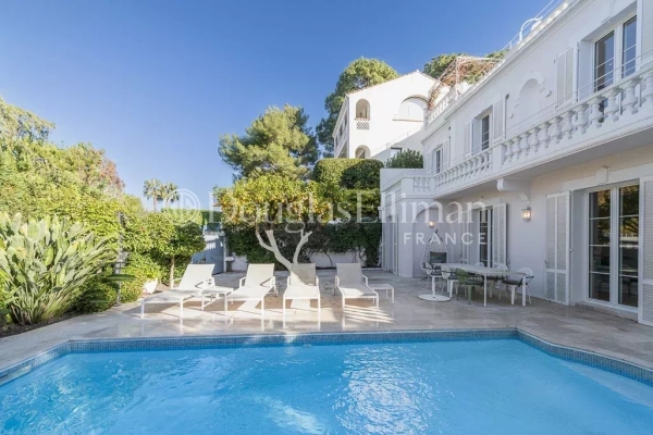Luxury House for sale in Cap d'Antibes, 3 975 000 €, Photo 3